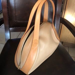 Meet your Posher, Minerva